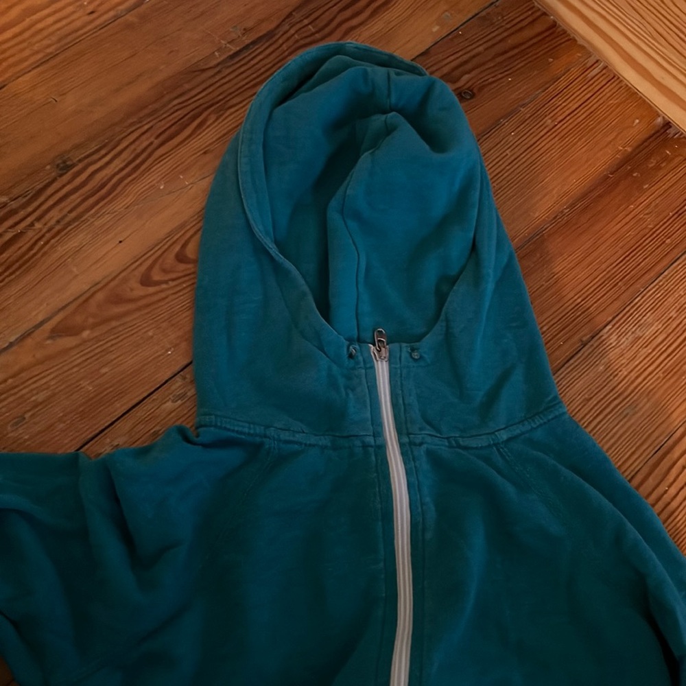 American eagle zip up